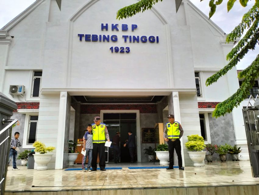 Polres Tebingtinggi Patroli Pengamanan Ibadah Gereja