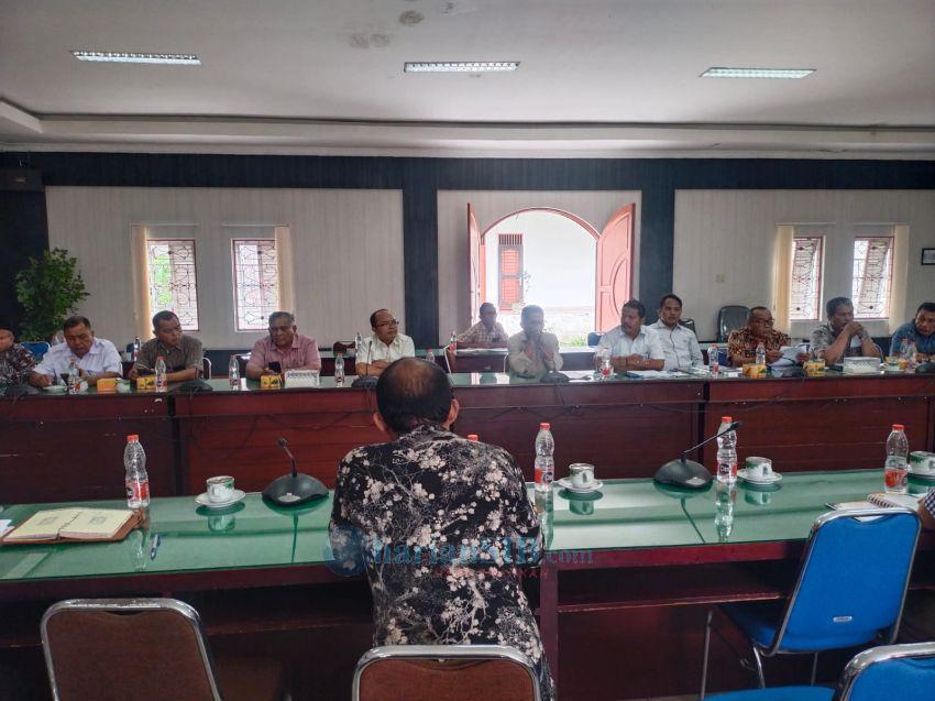 Rapat Banmus DPRD Simalungun Alot