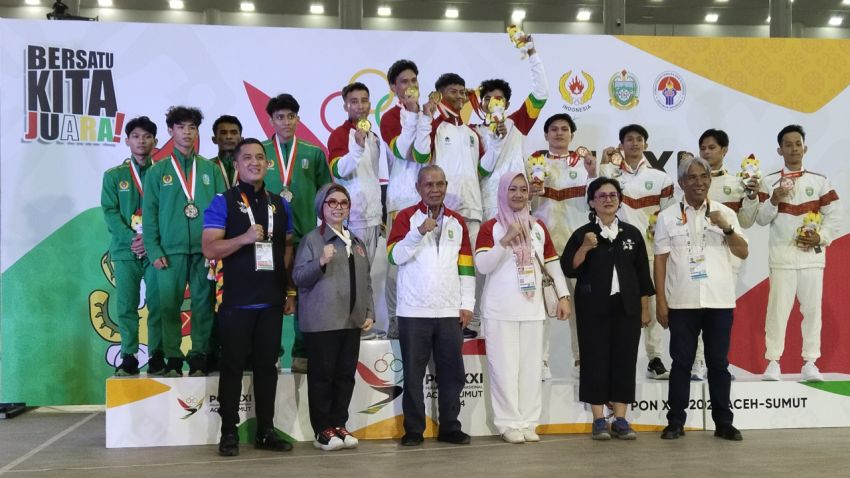 Tim Senam Riau dan DKI Jakarta Raih Medali Emas Pertama di PON XXI