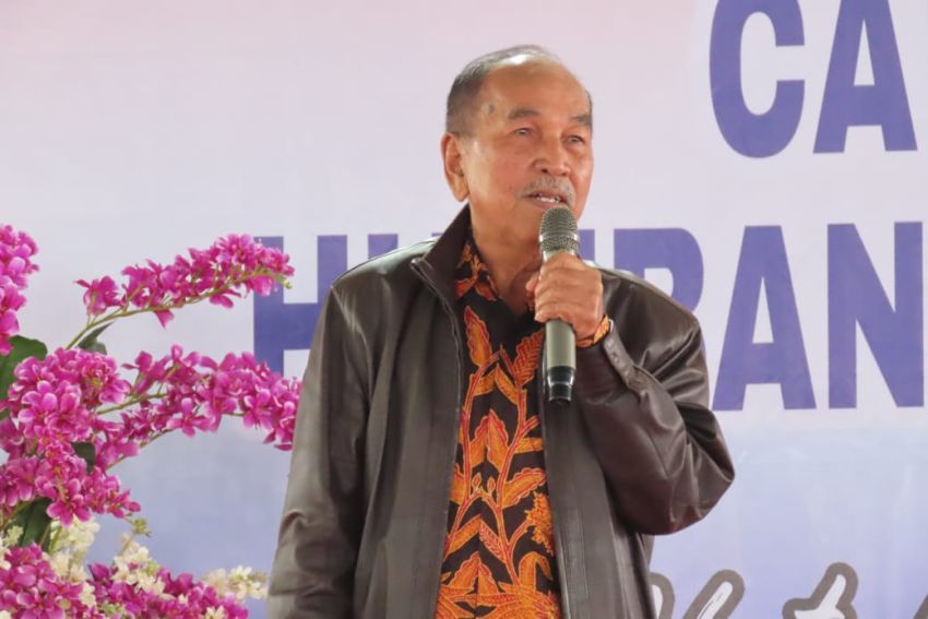 Mantan Bupati Humbahas Drs Maddin Sihombing Hadiri Deklarasi Paslon Oloan-Yunita