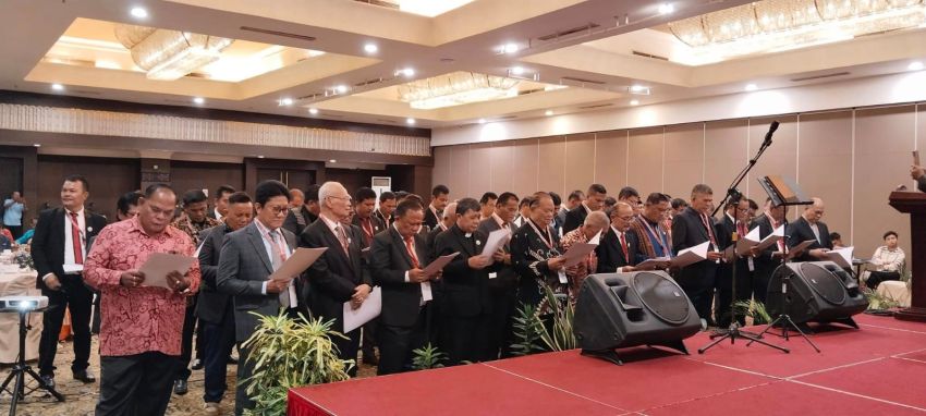 Prof Rikson Siburian Dikukuhkan Jadi Ketua Paboras Indonesia