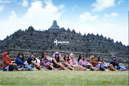 Mengapa Tur Wisata Grup Lebih Menguntungkan ? Ini Alasannya