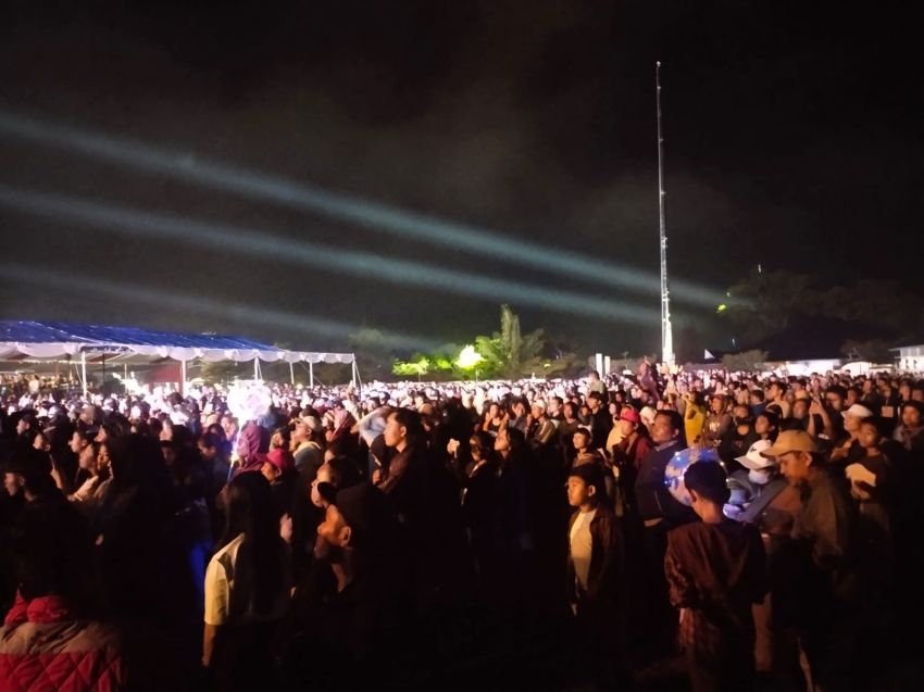 Ribuan Warga Simalungun Saksikan Penampilan Judika di Raya