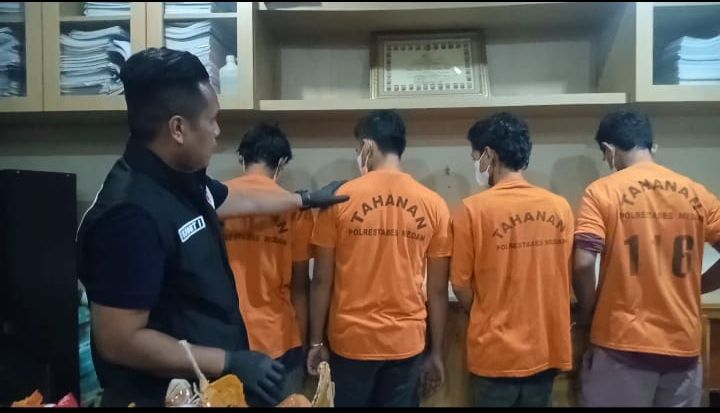 Polrestabes Medan dan Intel Kodim 02/01 Ungkap Pengedar Ganja Antar Provinsi
