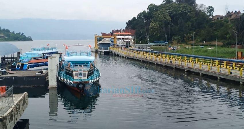 Operasional Pelayaran di Pelabuhan Ajibata - Pelabuhan Ambarita Normal