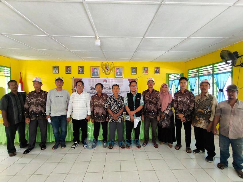 PPS Desa Kuta Baru Gelar Rapat Pleno DPSHP Terbuka, Pemilih Aktif 3.759 Orang