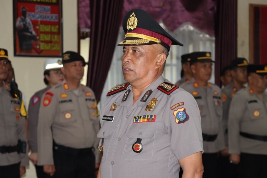 Kapolres Pematangsiantar Pimpin Upacara Kenaikan Pangkat Pengabdian Wakapolres AKBP Ahmad