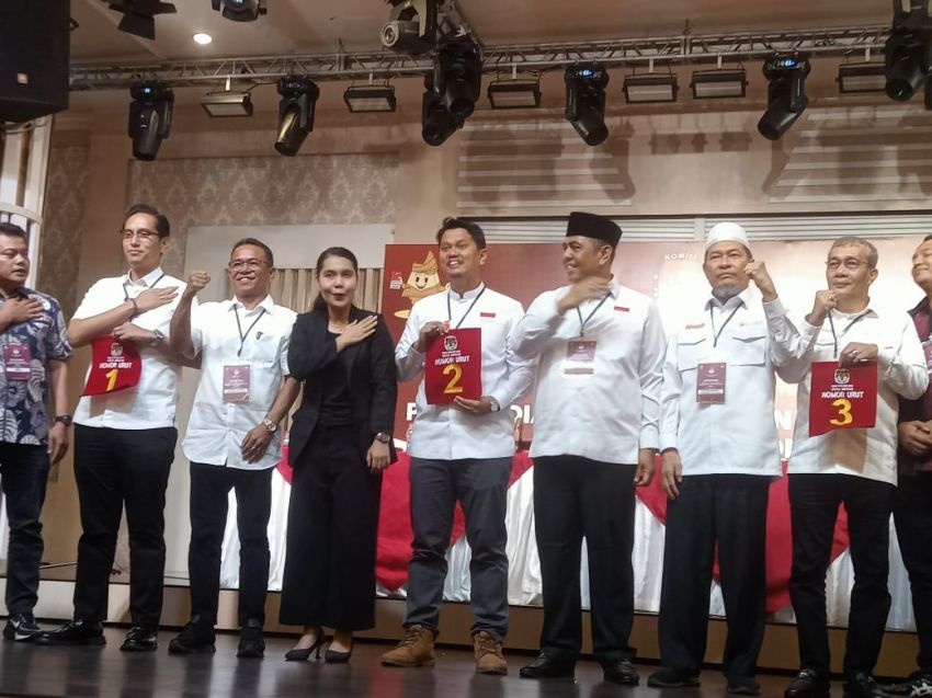 Nomor Urut 1 Rico Waas -Zakiyuddin, 2 Prof Ridha Darmajaya -Abdul Rani dan 3 Hidayatullah -Yasir Ridho