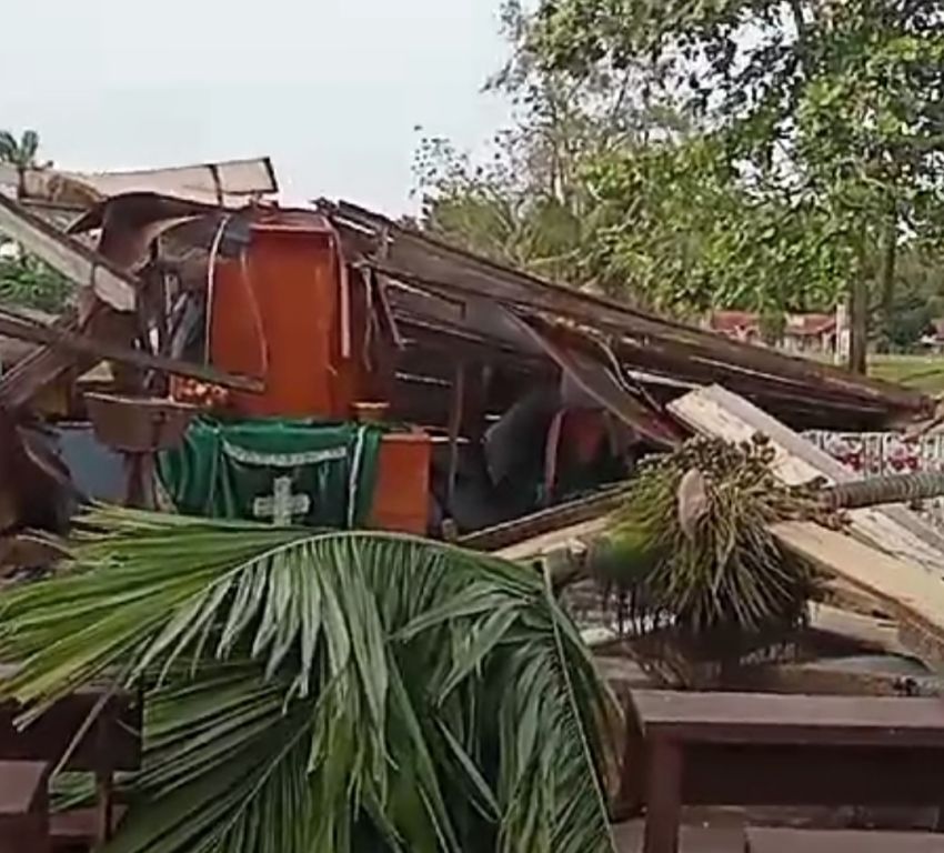 Gereja HKBP di Simalungun Rusak Parah Diterjang Angin Puting Beliung