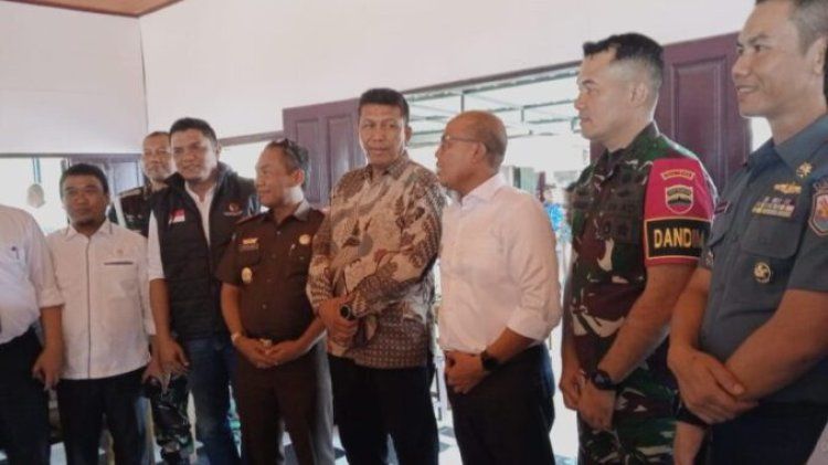 Pj Bupati Tapteng Ajak Masyarakat dan Paslon Jaga Kondusifitas, Ciptakan Pemilukada Damai