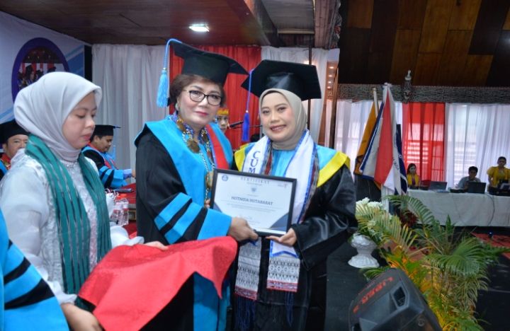 Akpar ULCLA Selenggarakan Wisuda ke-3, Cetak Lulusan Profesional di Bidang Perhotelan