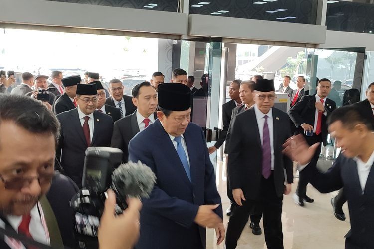 SBY dan Undangan Mulai Hadir di Gedung Nusantara untuk Pelantikan Resmi
