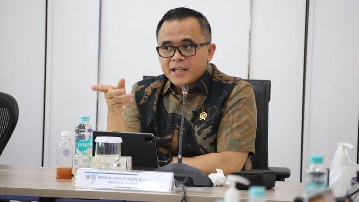 MenPAN-RB Waswas Honorer Bertambah Usai Pilkada