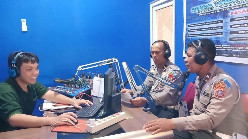 Talkshow Operasi Zebra Toba, Satlantas Polres Pematangsiantar Sampaikan Pesan Keselamatan Berlalulintas