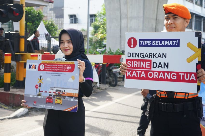 Demi Keselamatan Bersama, PT KAI Divre I Sumut Imbau Masyarakat Disiplin di Perlintasan Sebidang