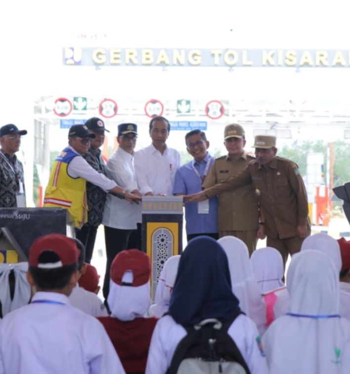 Jokowi Resmikan Jalan Tol Kisaran-Indrapura