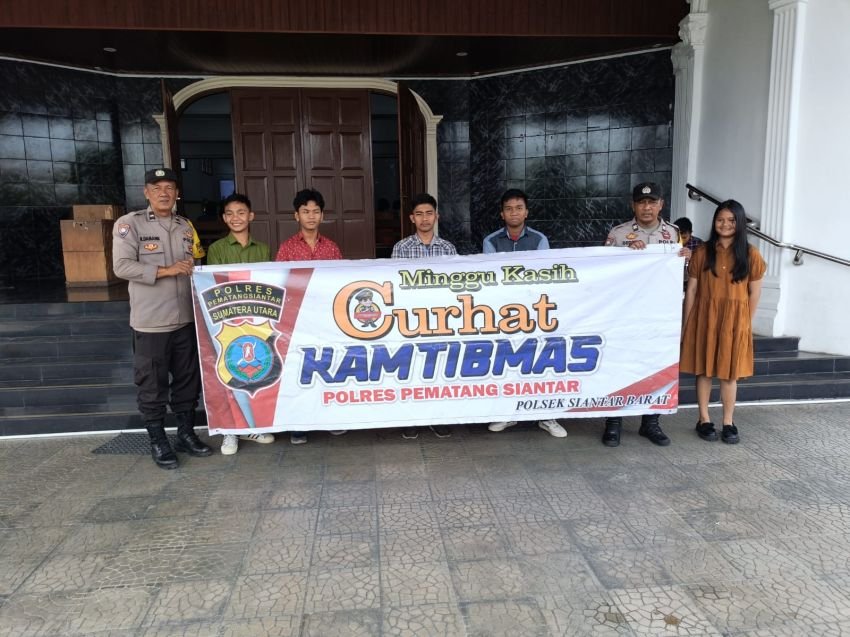 Polres Pematangsiantar Cooling System Minggu Kasih Curhat Kamtibmas Jelang Pilkada ke Jemaat Gereja