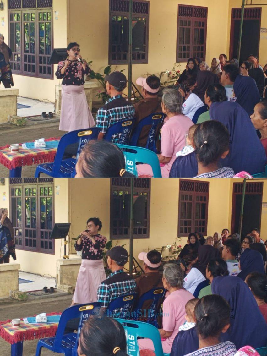 Ny Ratnawati Radiapoh Hasiholan Sinaga Bersilaturahmi dengan Kaum Ibu di Kecamatan Jorlanghataran