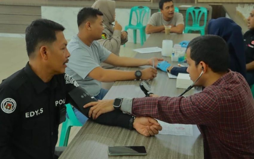 Sambut HUT ke 73 Humas Polri, Polres Belawan Gelar Donor Darah