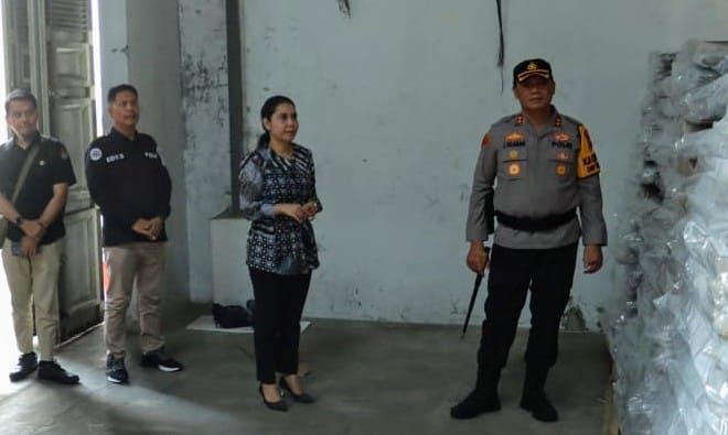 Tinjau Gudang KPU Medan, Kapolres Belawan : Tingkatkan Kewaspadaan, Gangguan Bisa Datang Dari Luar dan Dalam