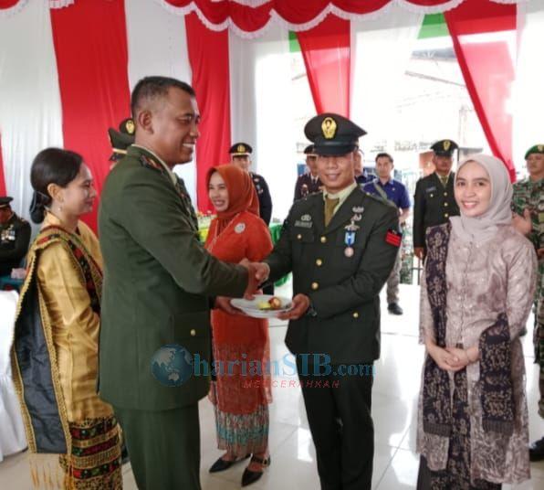 HUT ke-79 TNI di Agara Khidmat, Dandim Berikan Tumpeng kepada Prajurit
