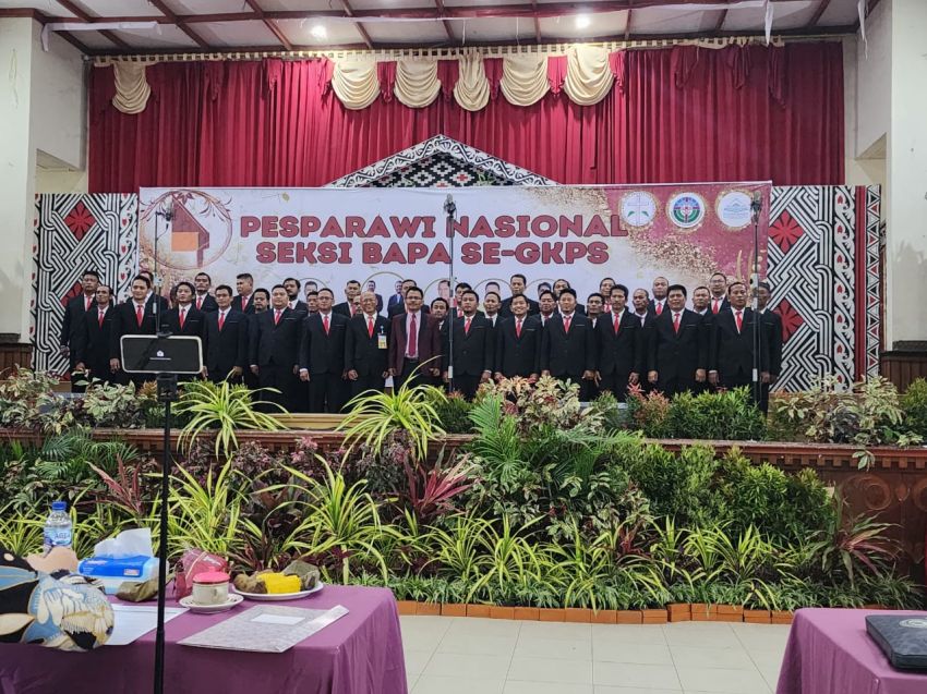 Kontingen Koor GKPS Raya Kota Distrik II Juara III Pesparawi se GKPS di Pematangsiantar