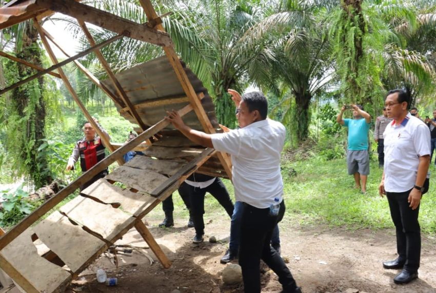 Tekan Peredaran Narkotika, Polres Tebingtinggi Lakukan GSN di Desa Tinokkah Sergai