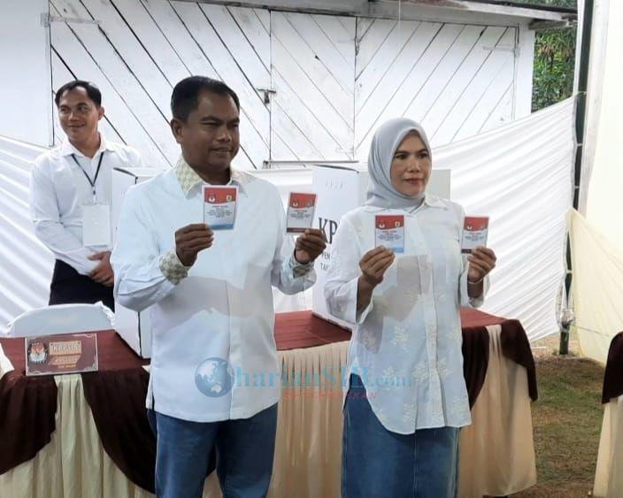 Pilkada Serentak, Bupati Sergai Gunakan Hak Pilih di TPS 7 Dolok Manampang