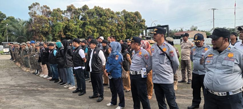 Bawaslu Tanjungbalai Gelar Apel Penertiban APK