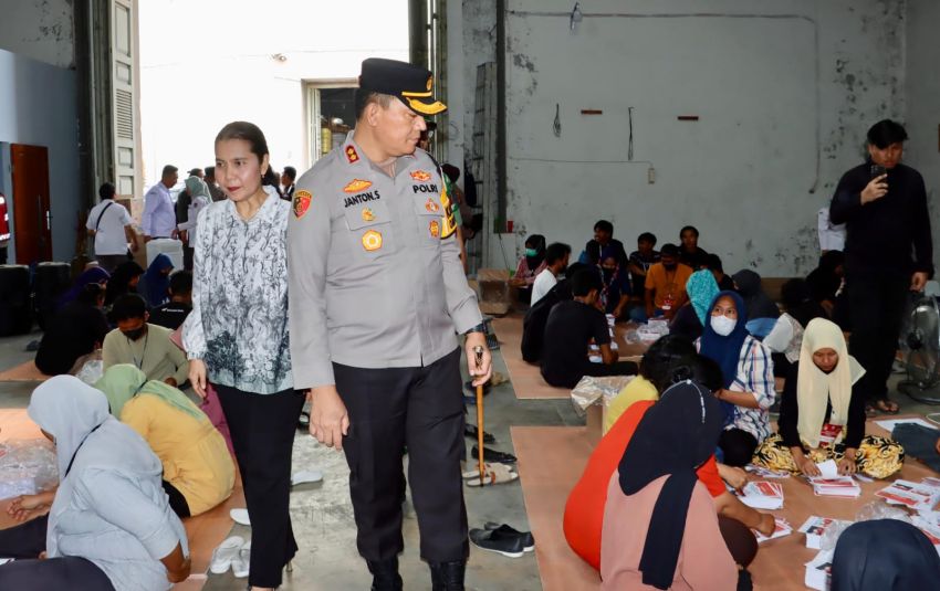 KPU Medan Mulai Sortir dan Lipat Kertas Suara Pilkada 2024