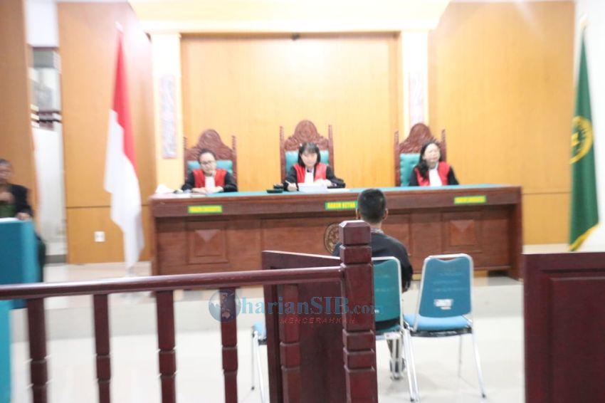 PN Tarutung Gelar Sidang Perdana Kasus Pidana Pemilu dengan Terdakwa Camat Sipahutar