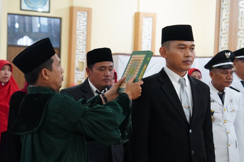 3 Pejabat Administrator dan 12 Pejabat Pengawas di Pemko Tebingtinggi Dilantik