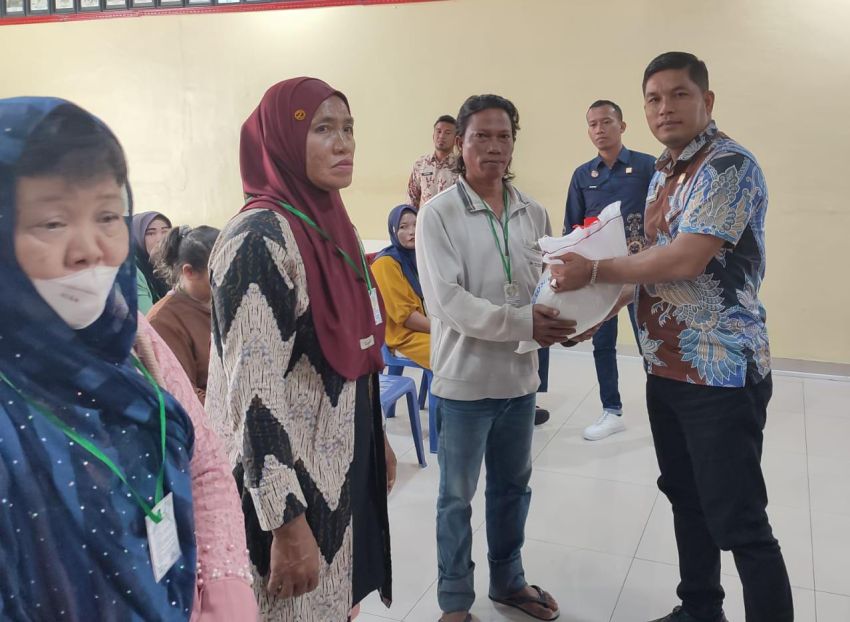 Lapas Tebingtinggi Berikan 108 Paket Bansos pada Keluarga WBP Kurang Mampu