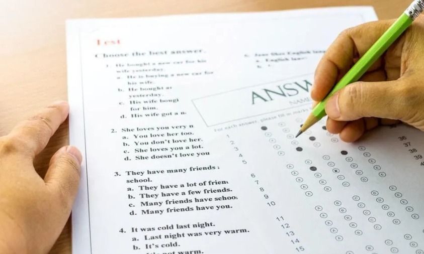 Persyaratan TOEFL bagi Pencari Kerja Dipersoalkan, Dibawa ke MK