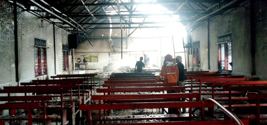 Gereja Pentakosta Lau Mil Terbakar, Jemaat tidak Jadi Ibadah
