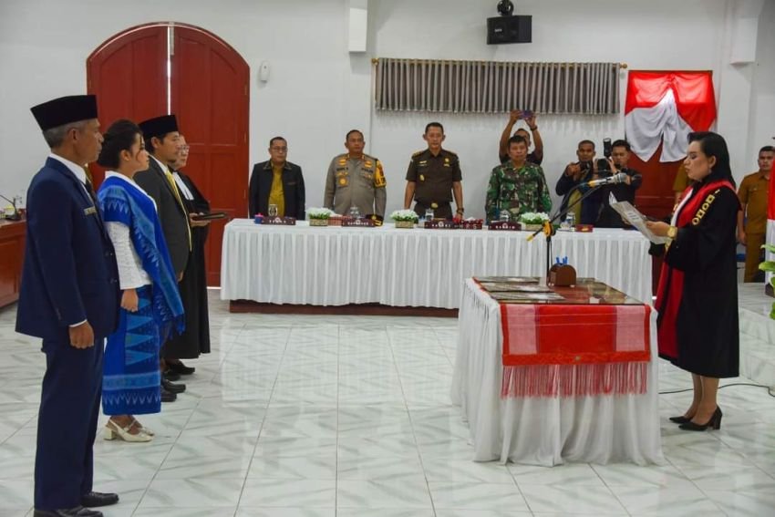 Pimpinan DPRD Humbahas Dilantik, Parulian Simamora Ketua