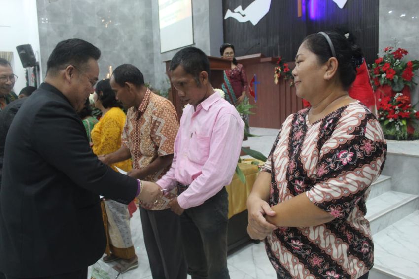 Natal Seksi P2MI dan PWMI Hikmat, Dirangkai Pemberian Sosial