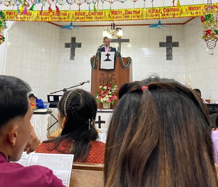 Perayaan Natal Pemuda Gereja Ester AFD III Pabatu Penuh Hikmat dan Sukacita