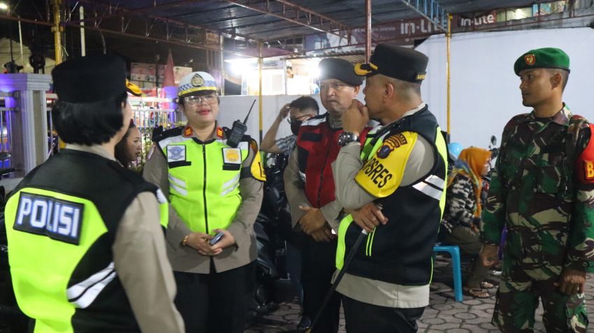 Ibadah Malam Natal, Kapolres Pematangsiantar Pimpin Patroli Skala Besar Datangi Gereja-gereja