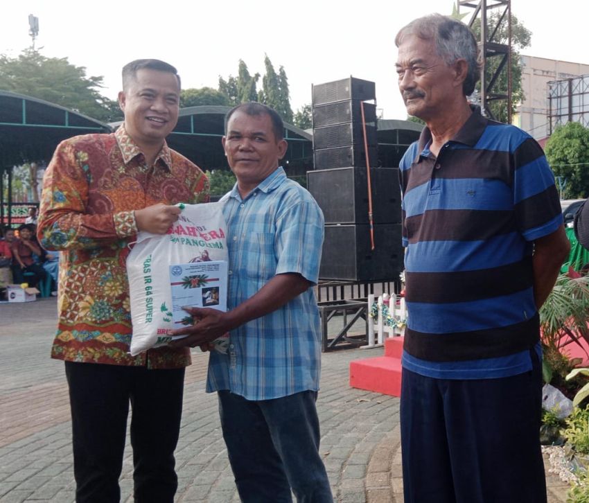 Pj Wali Kota Tebingtinggi Harapkan Natal Bawa Kedamaian, Kebahagiaan dan Kesejahteraan