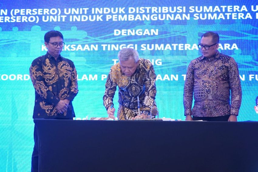 Kejati Sumut Teken MoU Bidang Masalah Datun dengan PT PLN UID Sumut dan PT Pelindo
