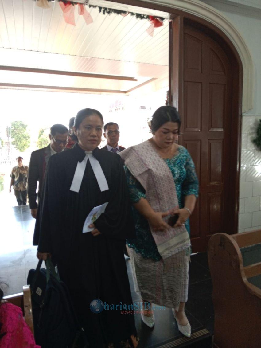 Guru dan Siswa UPTD SMPN 12 Pematangsiantar Rayakan Natal