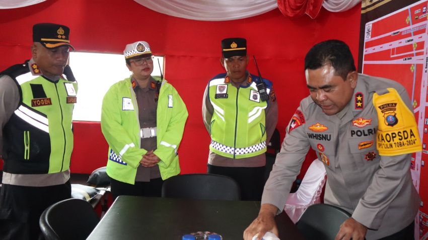Kapolres Pematangsiantar Dampingi Kapolda Sumut Cek Pos Yan II Simpang Dua