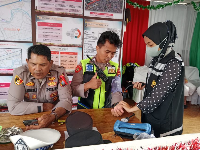 Dokkes Polres Pematangsiantar Rutin Cek Kesehatan Personel di Pospam dan Posyan