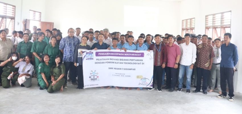 Guru dan Siswa di Toba Dilatih Hadapi Tantangan Pertanian Modern