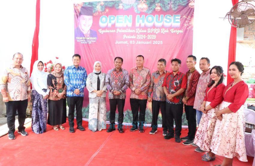 Syukuran Pelantikan, Ketua DPRD Sergai Gelar Open House