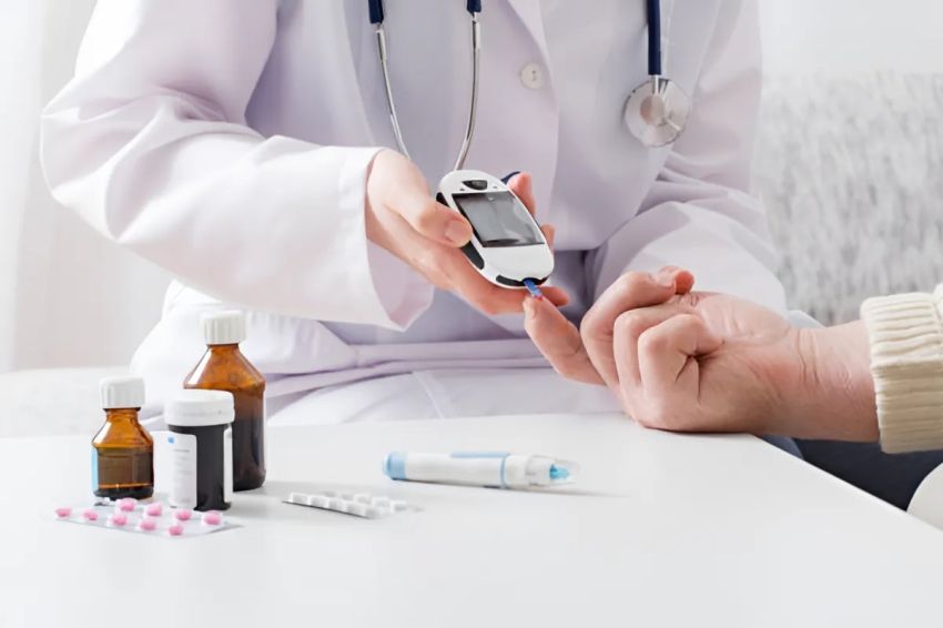 Mengapa Diabetes Meningkat di Usia Muda? Ini Penjelasan Dokter