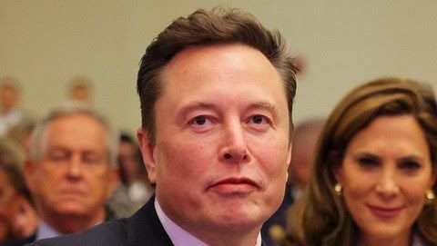 Elon Musk Tiba-tiba Ubah Nama Jadi Kekius Maximus, Apa Maknanya?