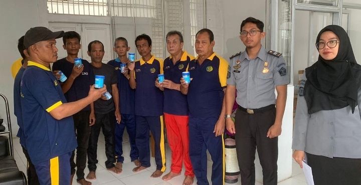 Lapas TBA Tes Urine Warga Binaan