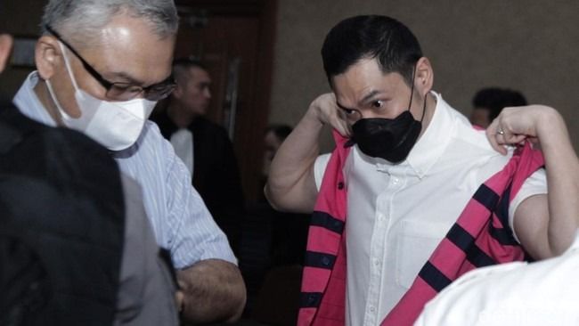 Hakim Pemvonis Harvey Moeis Disorot, Polemik Berlanjut ke Etik